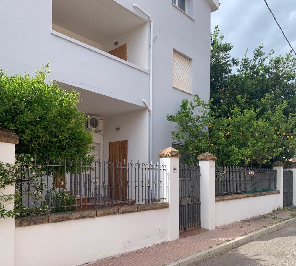 Casa Calmedia Apartment Bosa Ngoại thất bức ảnh